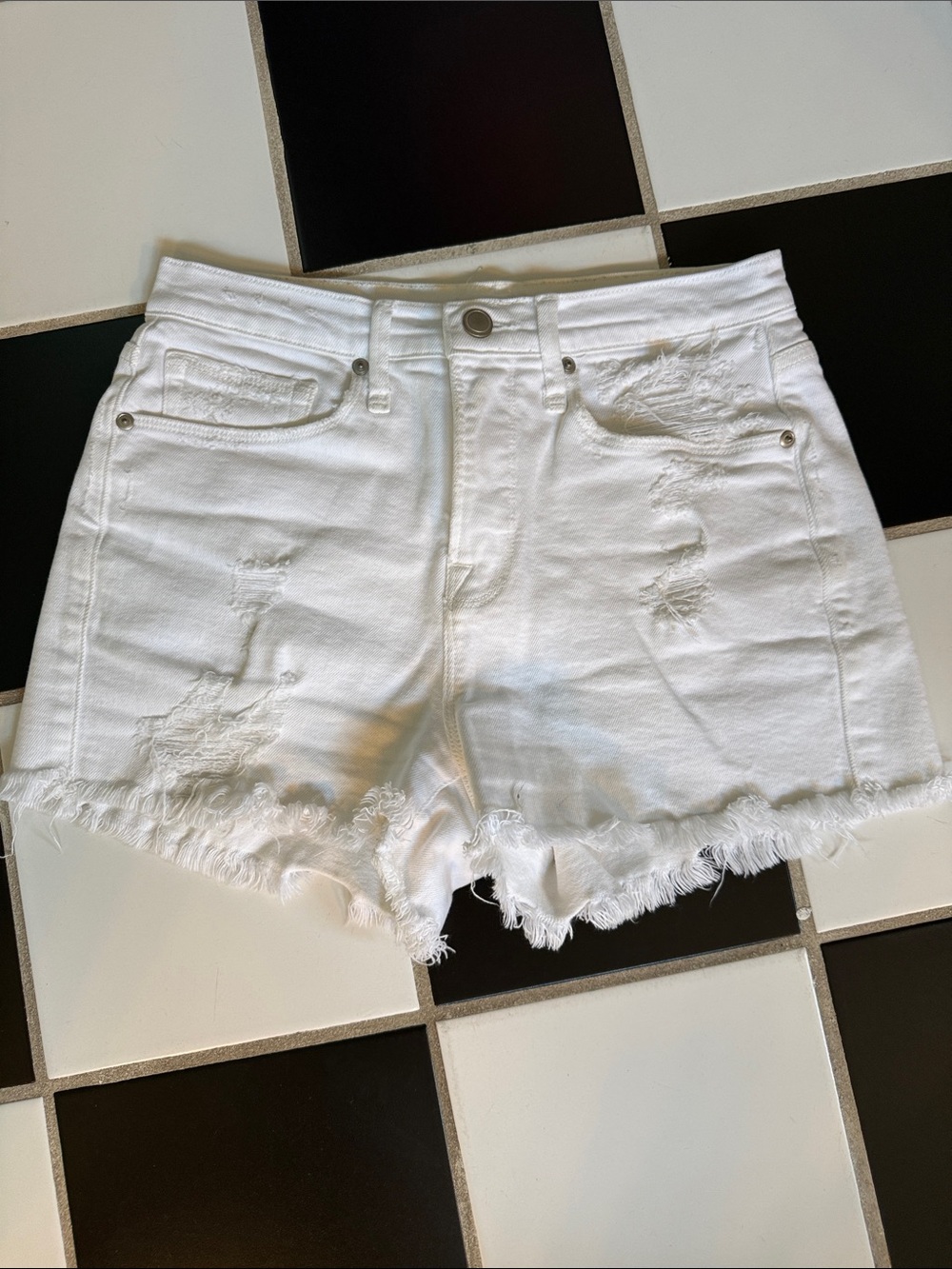 Good American White Distressed Frayed Hem Denim Shorts
